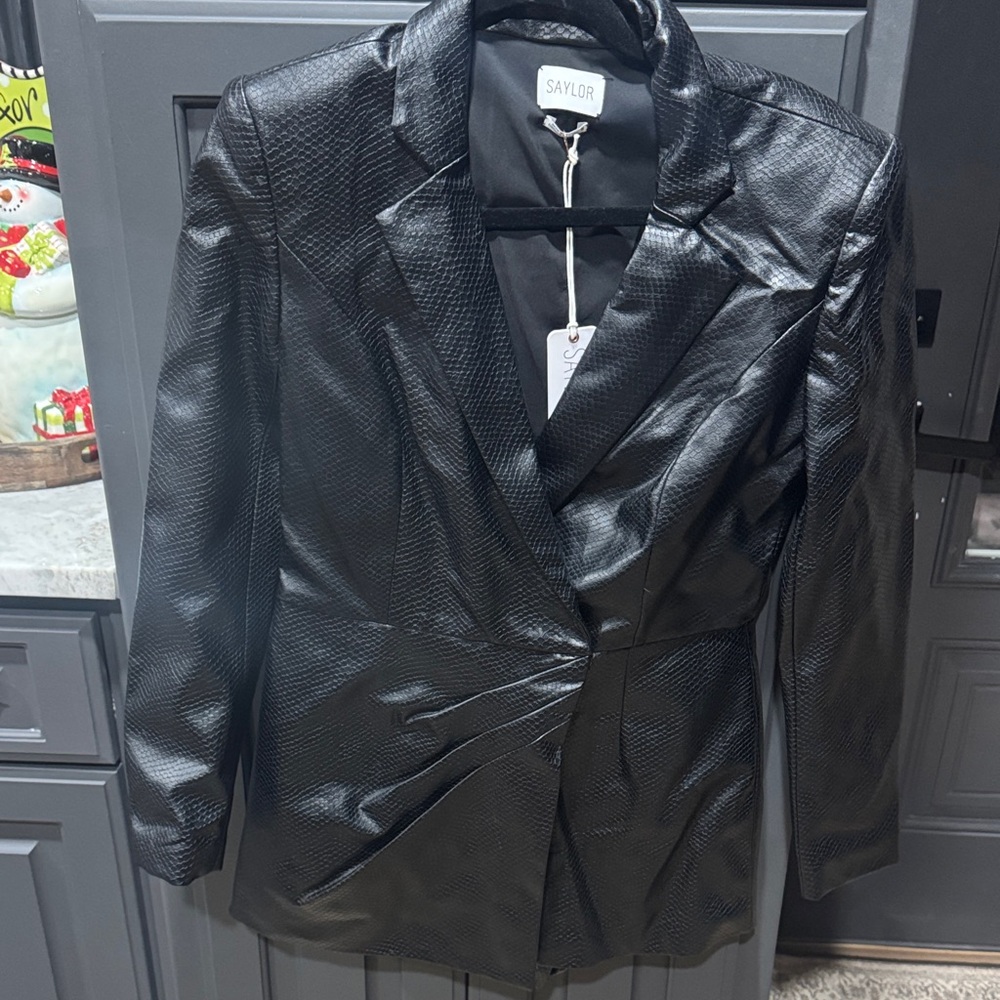 SAYLOR Textured Black Blazer